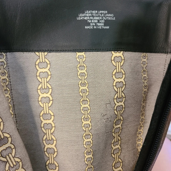 Tory Burch Brook Black Tumbled Leather Knee Boot - Picture 12 of 12